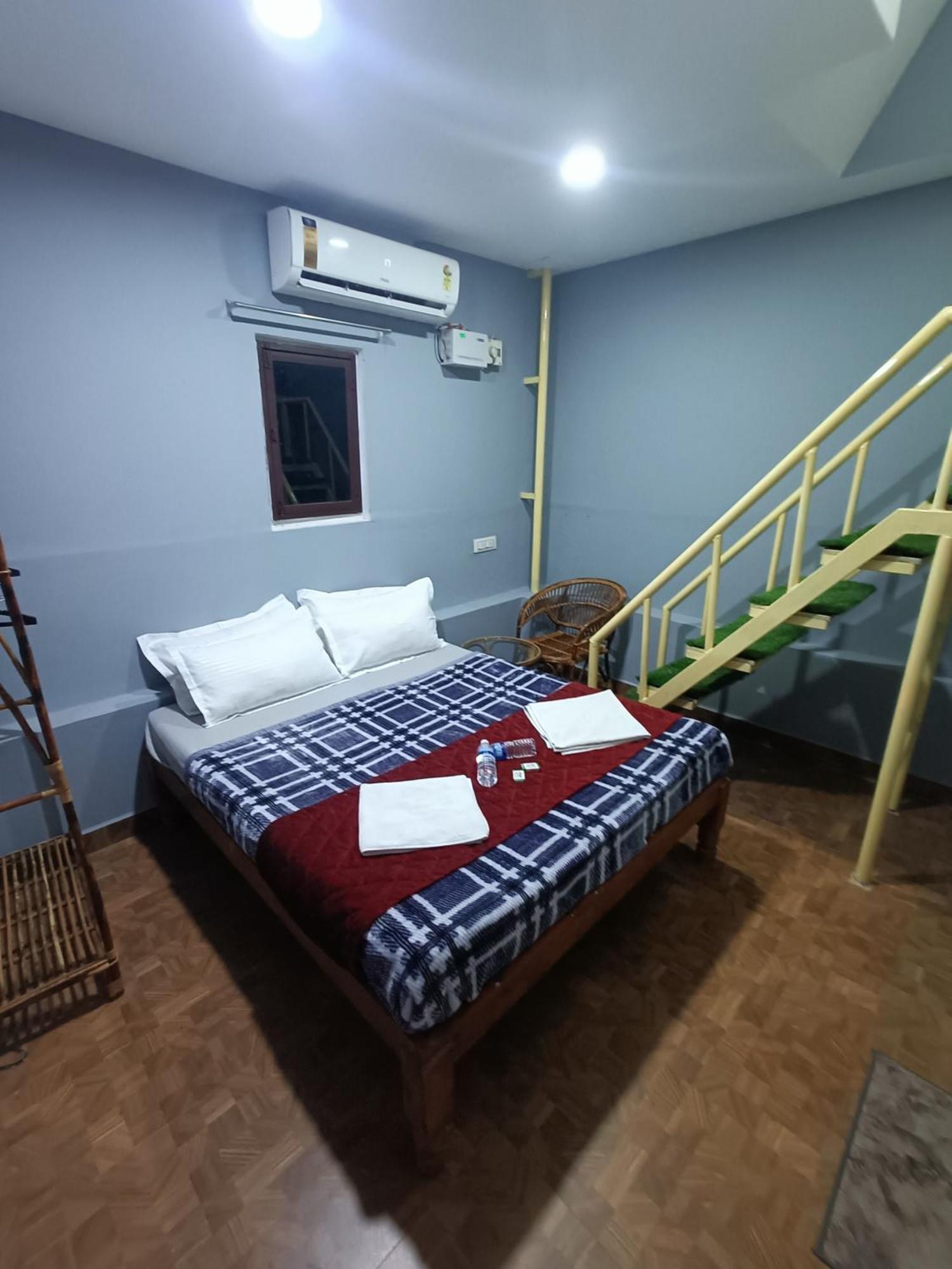 Le Escape Homey Inn 蓬蒂切里 外观 照片